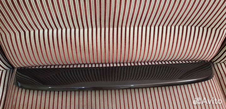 Спойлер на заднее стекло продуваемый на Opel insig