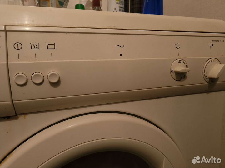 Стиральная машина Вирпул б/у (размер 60х52)