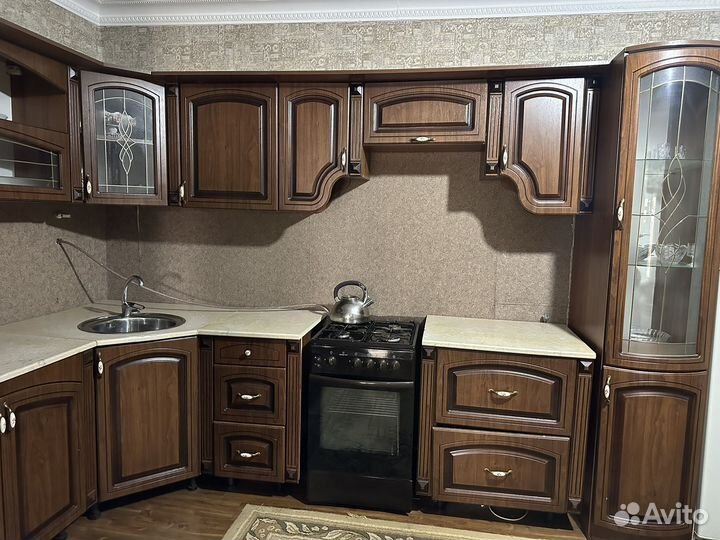 Продам кухонный гарнитуры бу