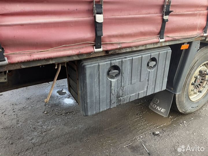 Полуприцеп шторный Krone SD 27, 2009