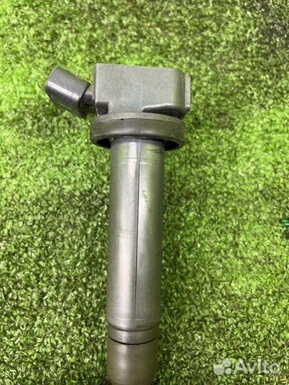 Катушка зажигания Toyota Land Cruiser UZJ100