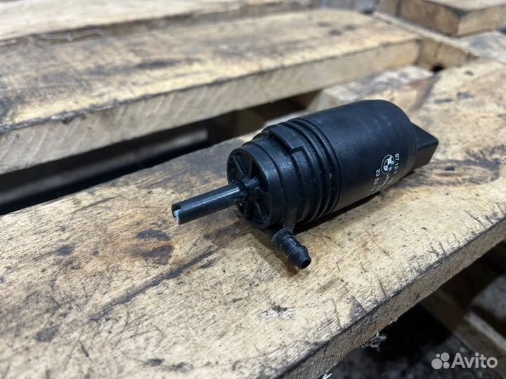 Насос омывателя Bmw 1 E87 N46B20 2007