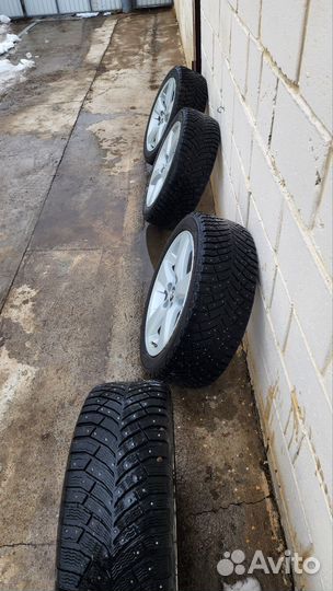 Michelin X-Ice North 4 225/45 R18