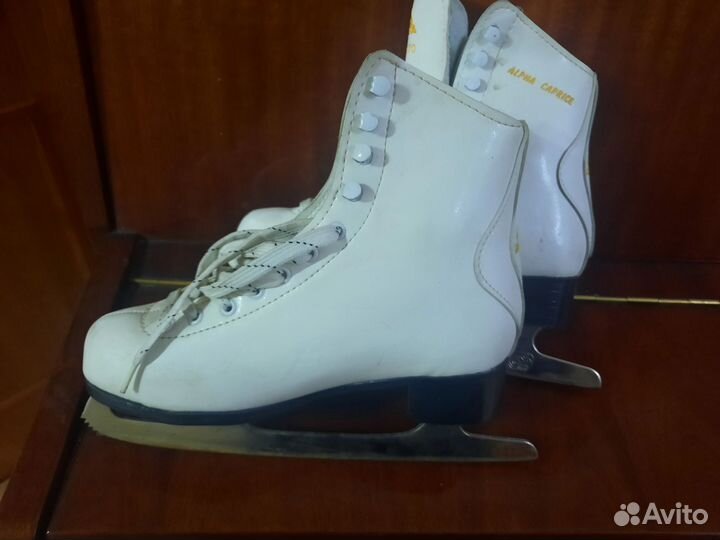Коньки для фигурного катания