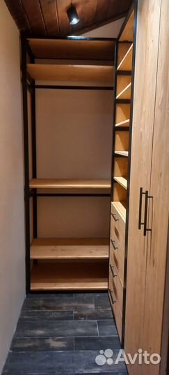 Гардероб лофт