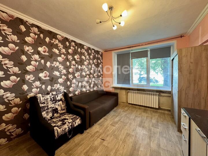 Комната 14 м² в 3-к., 1/5 эт.