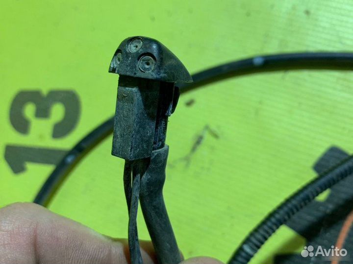 Форсунки стеклоомывателя Kia Rio 2017-2020