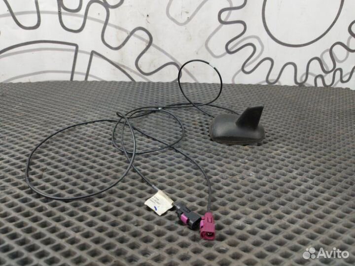 Антенна Mercedes-Benz C-Class W204 3.0 2007