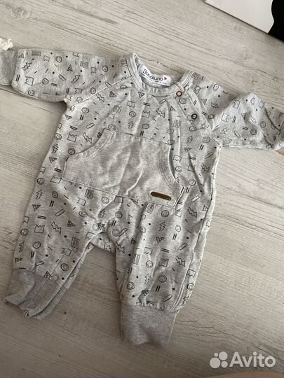 Продам детские вещи