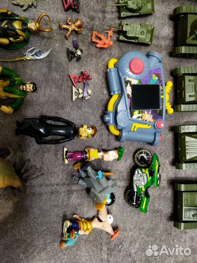 Игрушки для мальчика пакетом