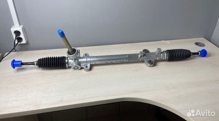 Рейка рулевая на Sorento 2 / Santa Fe 565002W100