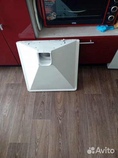 Вытяжка для кухни кварц