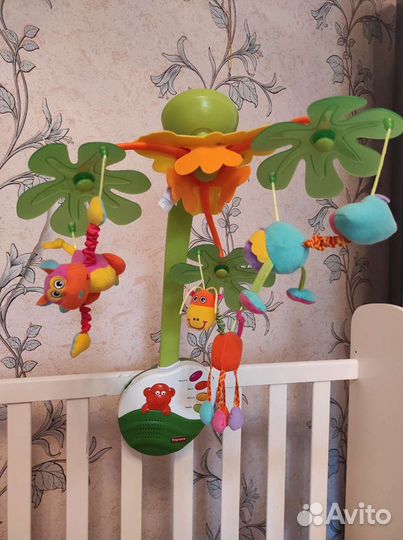 Детский мобиль в кроватку
