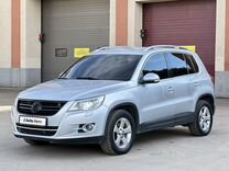 Volkswagen Tiguan 2.0 AT, 2008, 265 000 км, с пробегом, цена 900 000 руб.