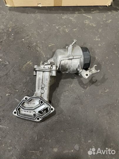 Mercedes benz R-class корпус масляного фильтра