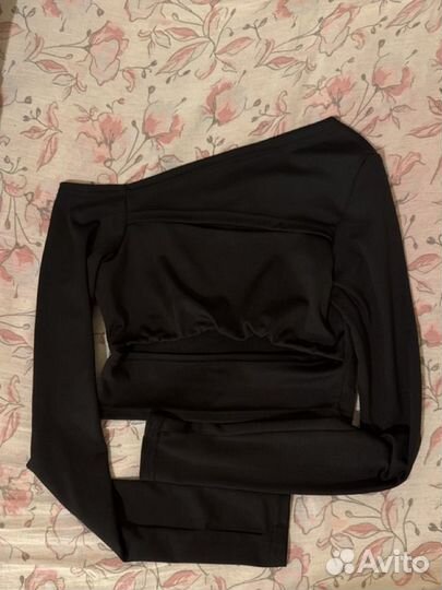 Топ женский с длинными рукавами черный