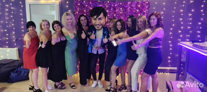 Аниматор, ведущий, белый медведь, панда