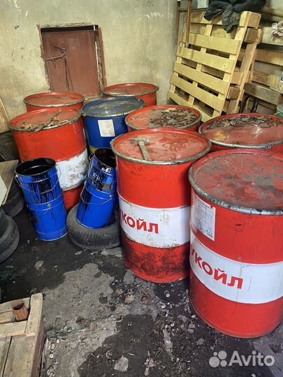 Бочка металлическая 200л с крышкой и хомутом