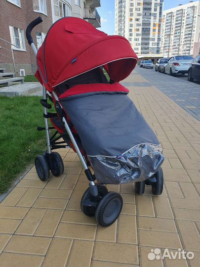 Прогулочная коляска трость Chicco