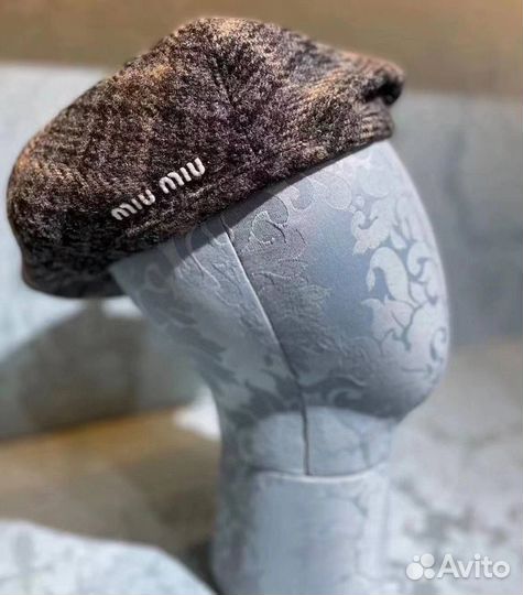 Берет Miu Miu