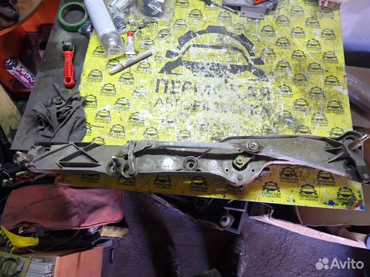 Трапеция стеклоочистителей BMW 5-serie E39