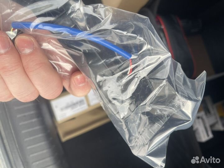 Антенна бесключевого доступа задняя