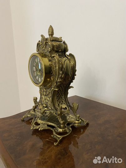 Бронзовые часы