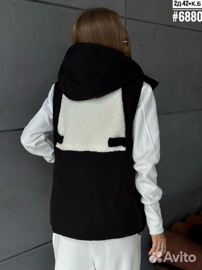 Жилетка весенняя женская