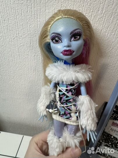 Кукла монстер хай эбби боминейбл базовая