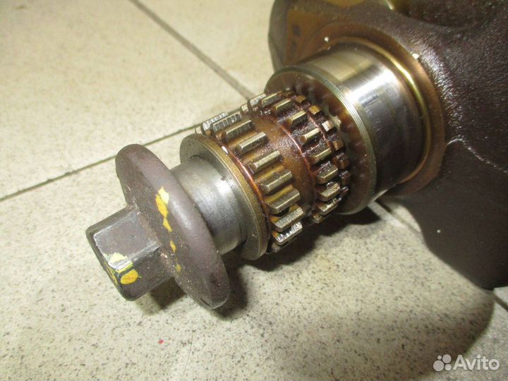 Коленвал Nissan Tiida (C11)