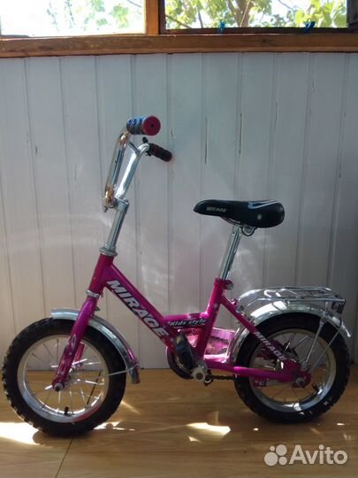 Детский двухколёсный велосипед