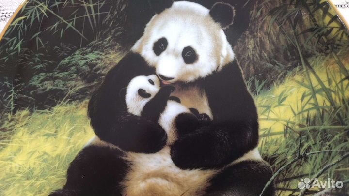 Декоративная тарелка Панда W. L. George Fine China