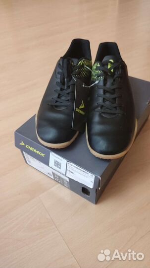 Футзалки demix