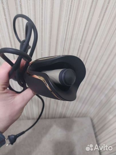 Щипцы для завивки волос