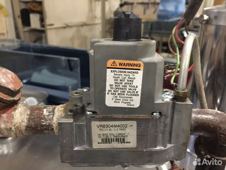 Газовый клапан VR8304M4002