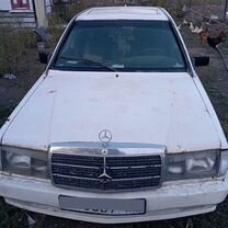 Mercedes-Benz 190 (W201) 2.0 MT, 1983, битый, 999 999 км, с пробегом, цена 70 000 руб.