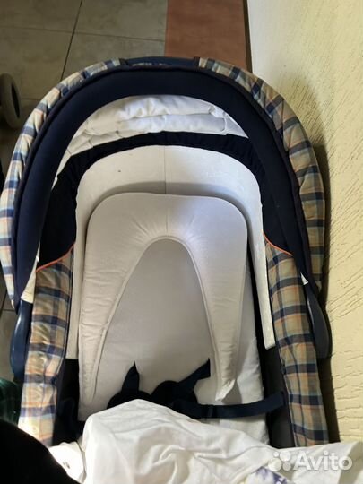 Детская коляска с люлькой