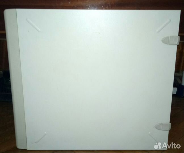 Компьютерный корпус Midi Tower с блоком питания