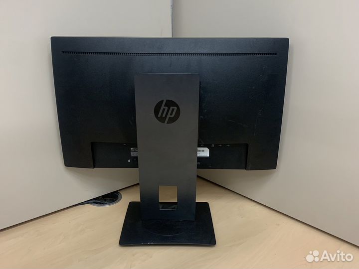Монитор HP Z22n, 1920x1080, 60 Гц, IPS