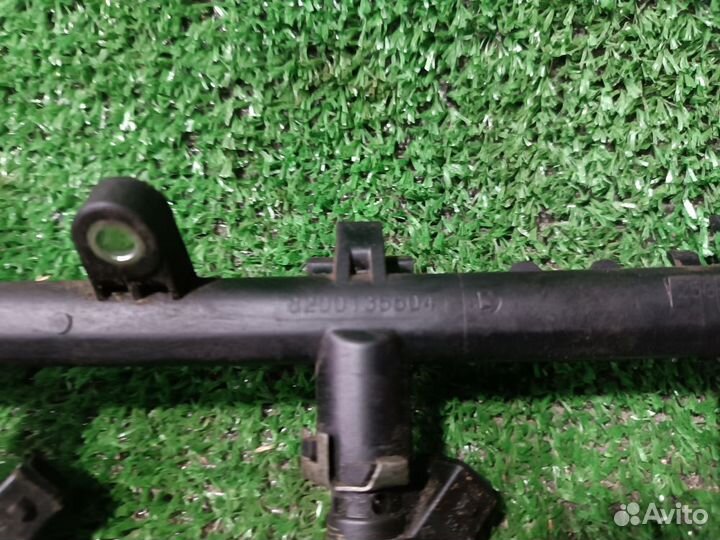 Рейка топливная (рампа) Renault Megane II (2002—20