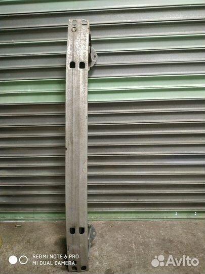 Усилитель заднего бампера