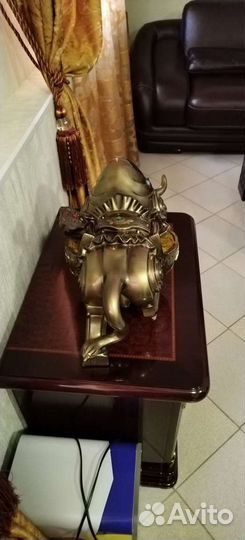 Статуэтка бык
