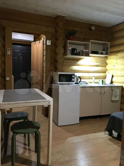 Доля в квартире-студии, 21 м², 2/2 эт.