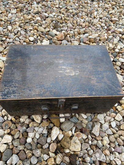 Деревянный чемодан 19 века