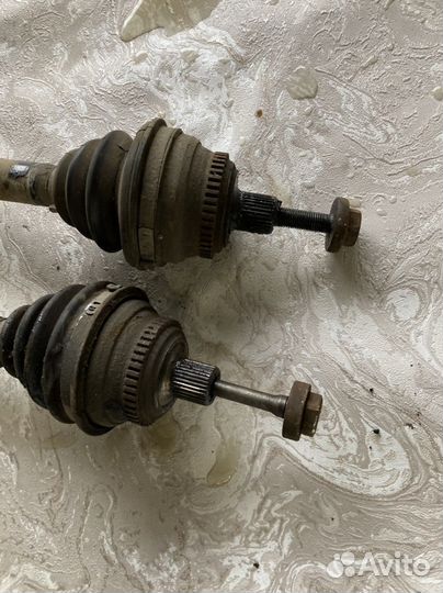 Шрус полуось Ауди 80 b4 2.3