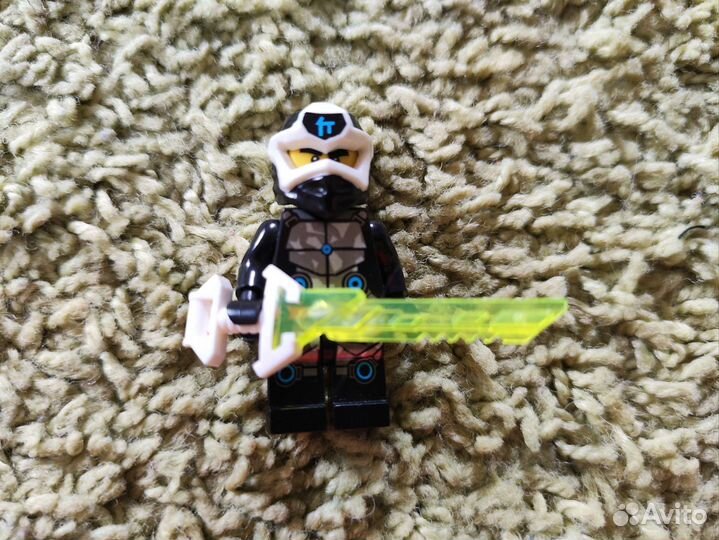 Лего фигурки