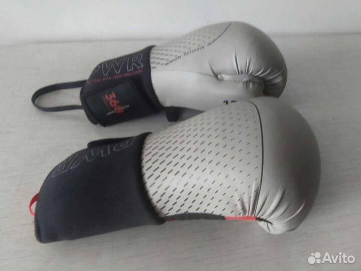 Боксерские перчатки 12 oz