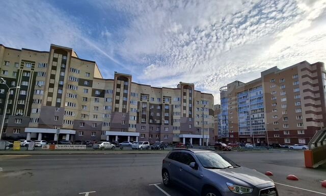 3-к. квартира, 102 м², 8/10 эт.