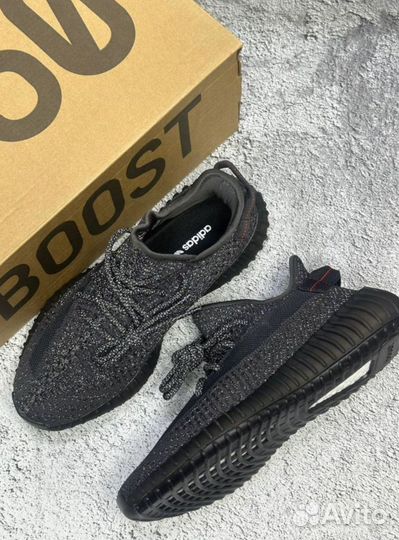 Кроссовки Adidas Yeezy 350 V2