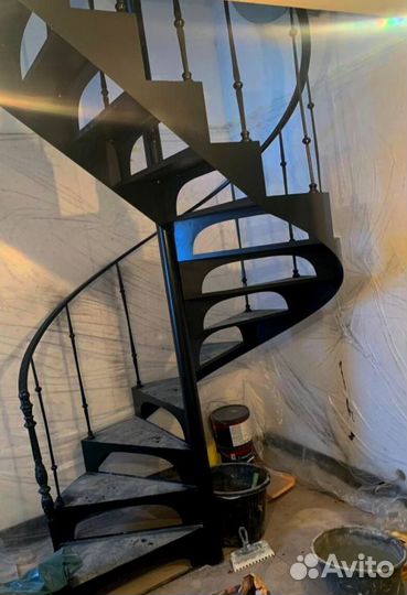 Обшивка ступеней Ясенем